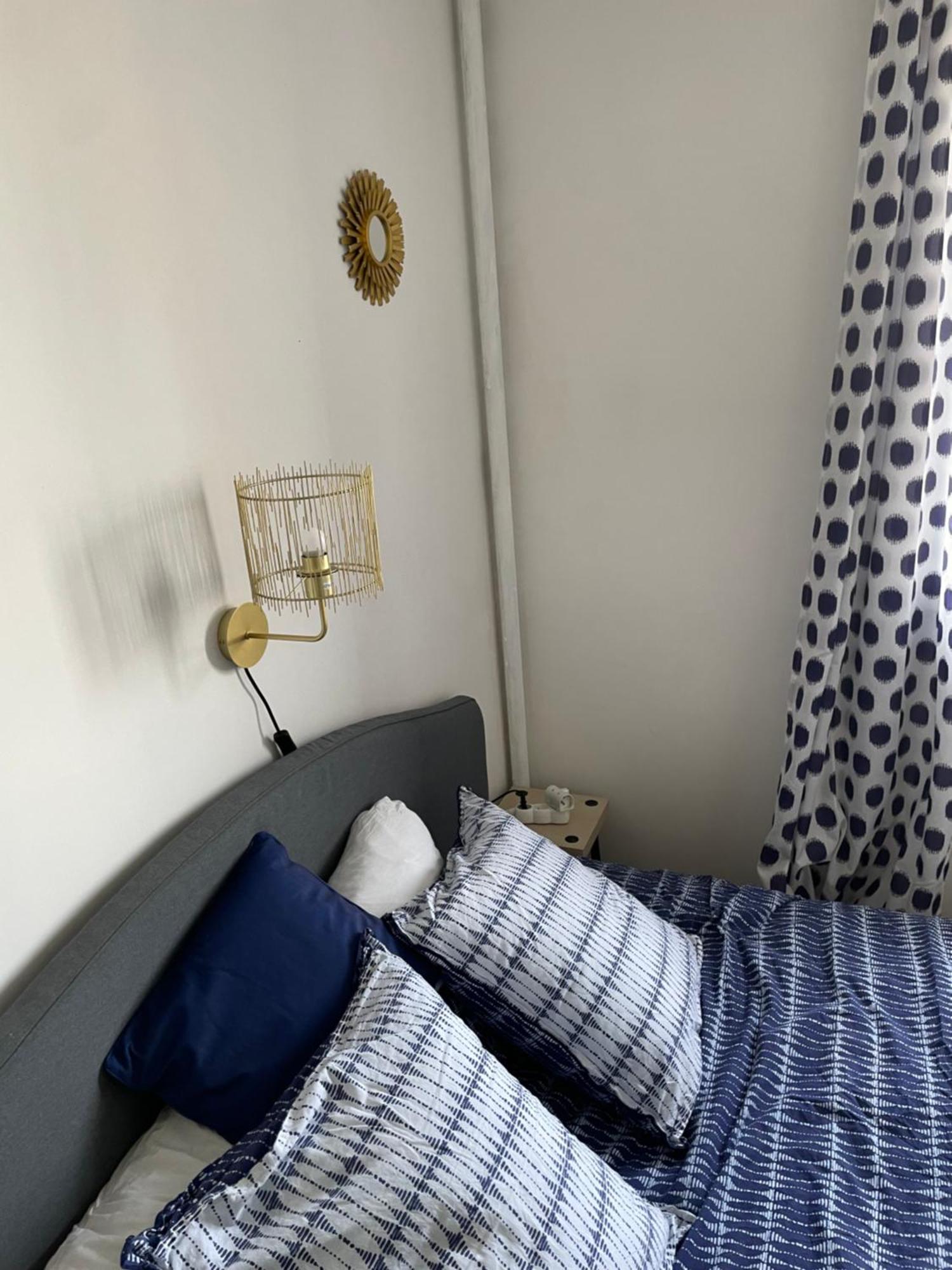 Bel Spacieux ,convivial De 3 Avec Parking Prive Secure Appartement